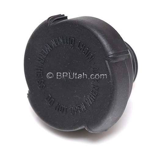 thumbnail image 2 of Allmakes Expansion Tank Cap For Land Rover Discovery 1 (1994-1999) - OE Spec NTC7161 2 of 2